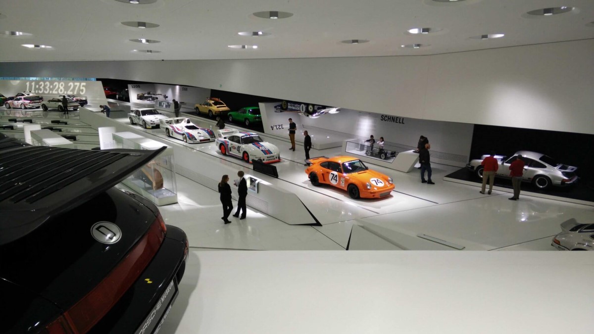 Thiết kế thi công Showroom ô tô