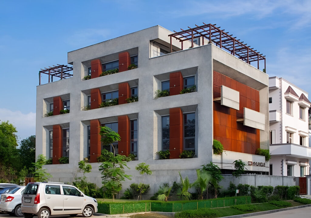Thiết kế mặt tiền văn phòng xanh mang vẻ đẹp đầy sức sống