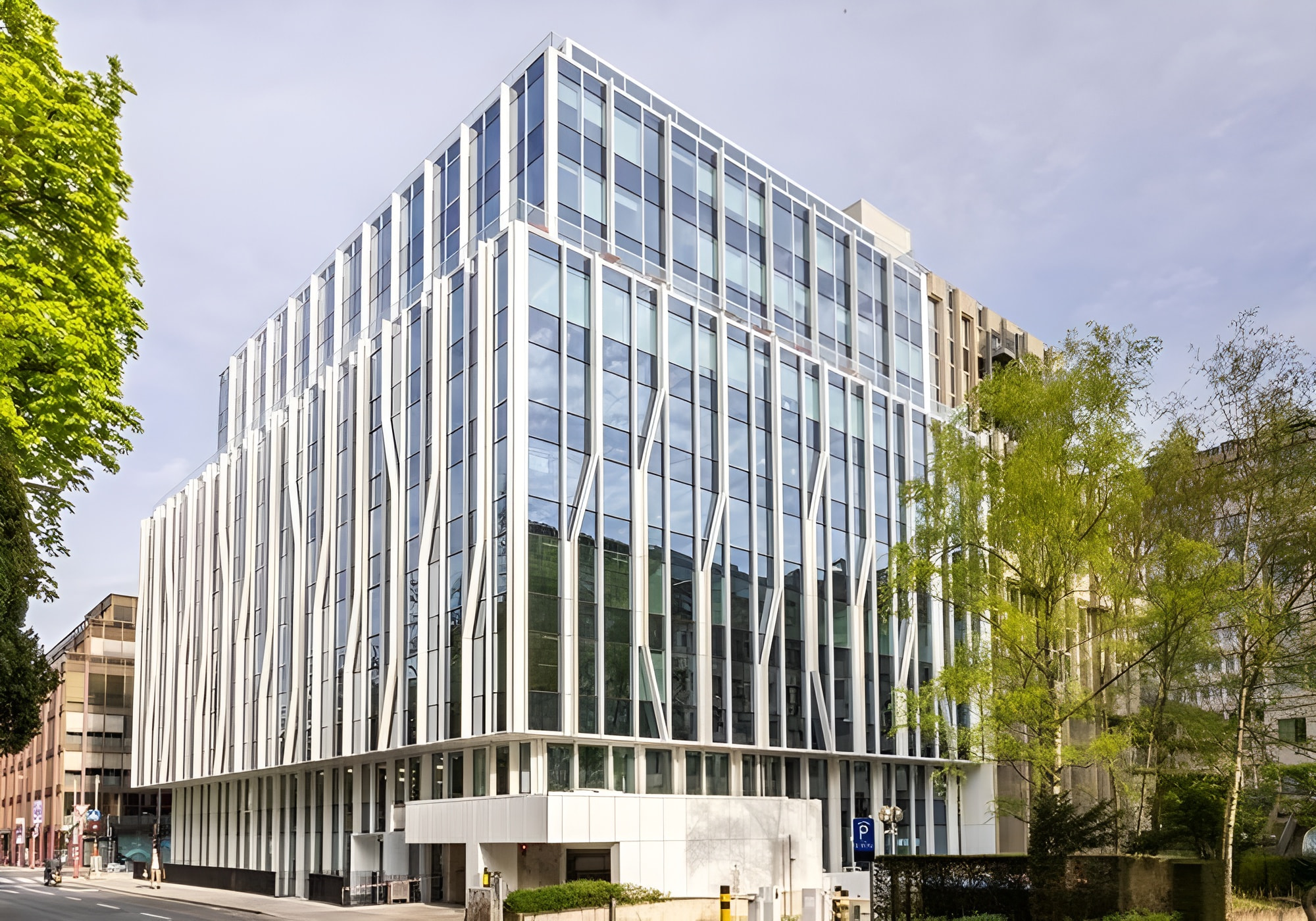 30+ Beautiful, Luxury, and Impressive Office Facade Designs