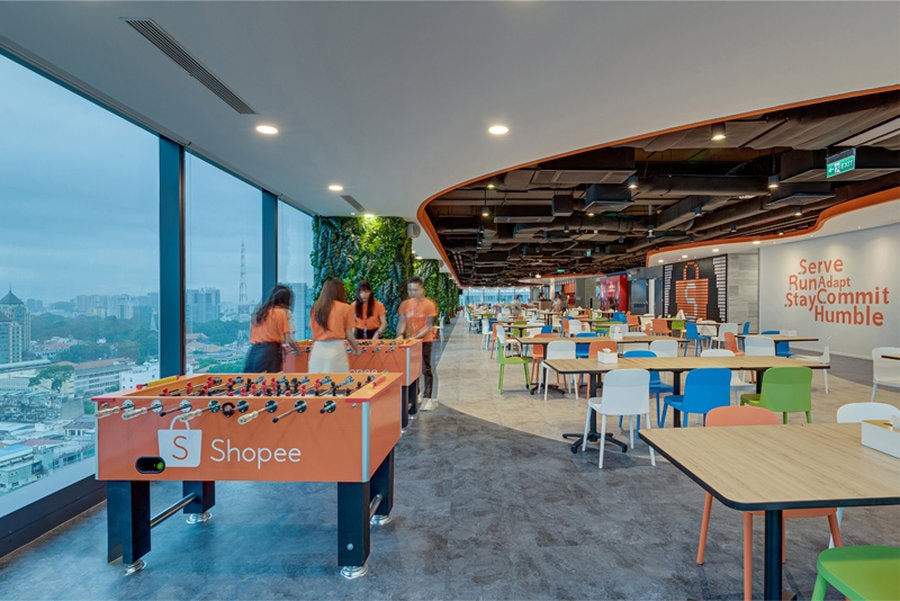 Khu vực giải trí được thiết kế vô cùng rộng rãi giúp nhân viên tái tạo năng lượng